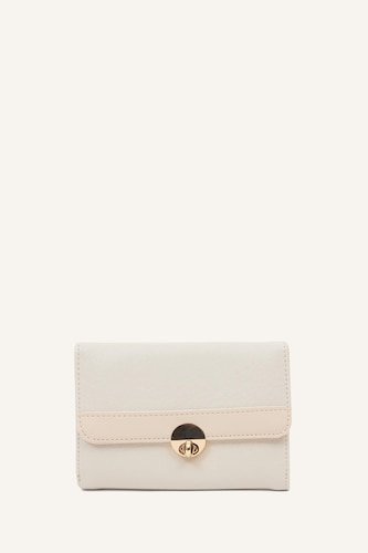 Woman Faux Leather Wallets