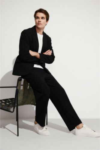 Men Black Straight Fit Trousers