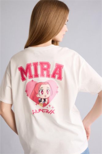 Kadın Kırık Beyaz Oversıze K-Pop Lisanslı Tişört