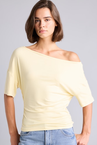 Woman Light Yellow Loose Fit Short Sleeve T-Shirt