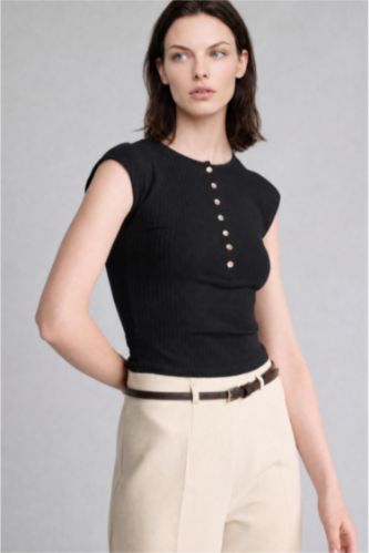 Women Black Slim Fit Camisole Short Sleeve T-Shirt
