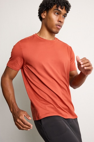Standard Fit Short Sleeve T-Shirt