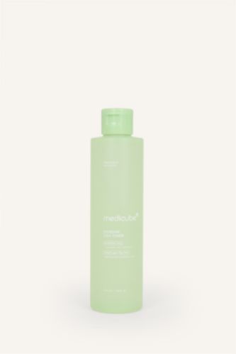 Kadın Yeşil Kadın Tonik Arındırıcı