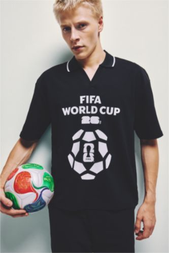 Men Black Boxy Fit Short Sleeve T-Shirt