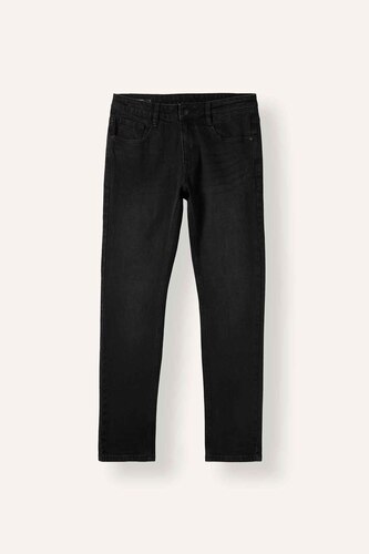 Slim Fit Regular Waist Pedro Jeans