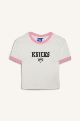 Kadın Ekru NBA Lisanslı Slim Fit Kısa Kollu Ribana Tişört