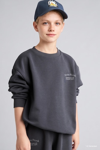 Boy Textured Embroidery Sweatshirt