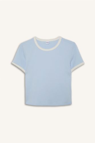 Kadın Açık Mavi Slim Fit Kısa Kollu Tişört