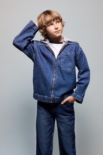 BOYS & TEENS Blue جاكيت جينز اولادي بكابيشون