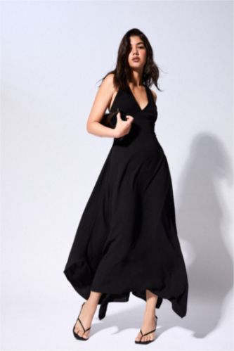 Woman Black V-Neck Sleeveless Maxi Black Dress