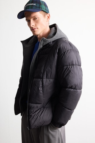 Men Black Zipper Puffer Jacket