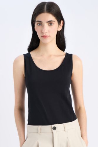 Slim Fit Dar Kesim Basic Düz Bisiklet Yaka Siyah Atlet