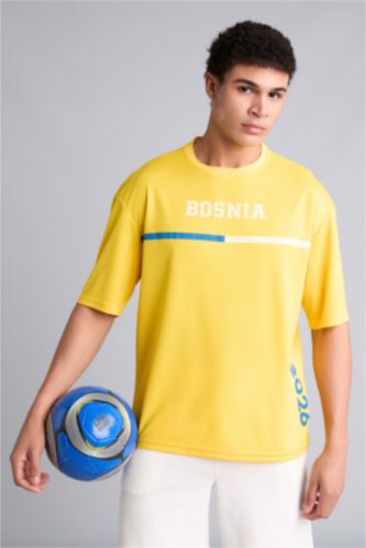 Men Yellow Boxy Fit Short Sleeve T-Shirt