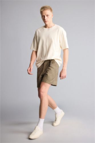 Erkek Açık Haki Relaxed Fit Bermuda Şort