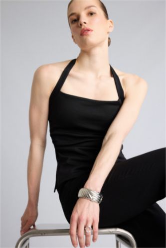 Kadın Siyah Slim Fit Halter Yaka Atlet