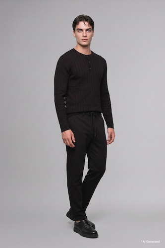 Man Black Pullover