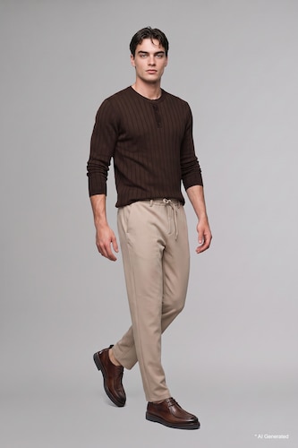 Man Brown Pullover