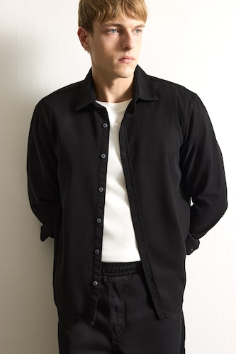 Men Black Regular Fit Long Sleeve Shirt