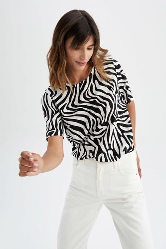 Regular Fit Short Sleeve Zebra Print T-Shirt