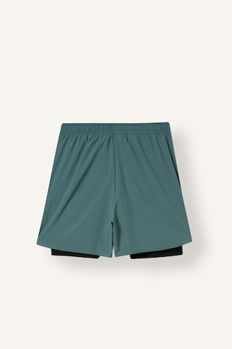 Standard Fit Woven