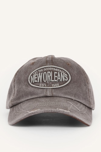 Man Cotton Emblem Detail Cap
