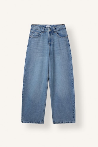 Jean à taille haute et jambes fuselées Coupe barrel
