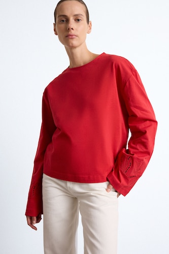 Woman Red Long Sleeve T-Shirt