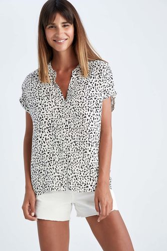 Regular Fit Leopard Patterned Short Sleeve Shirt