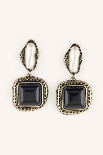 Women Black Earring