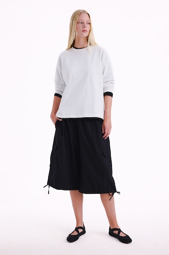 Elastic Waist Cargo Bermuda Shorts