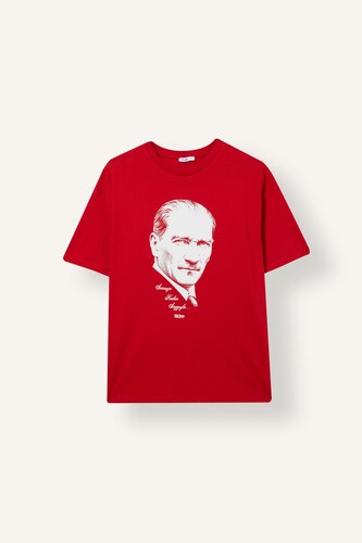 Oversıze Atatürk Baskılı Kısa Kollu Tişört
