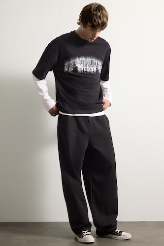Men Black Elastic Band Balloon Fit Trousers
