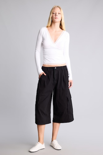 Woman Black Gabardine