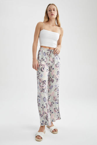 Relax Fit High Waisted Floral Print Chinos