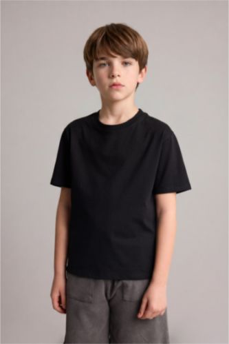 Young Boys - Teen Boys Black Regular Fit Short Sleeve T-Shirt