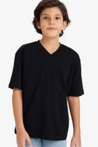 Erkek Çocuk - Genç Erkek Siyah Regular Fıt V Yaka Kısa Kollu Tişört Erkek Çocuk