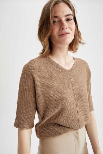 Long Sleeve V-Neck Knit Sweater