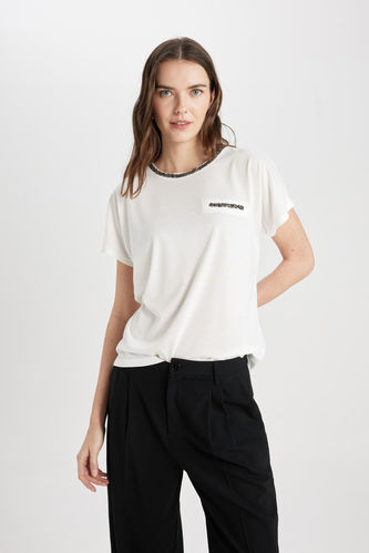 Traditional Regular Fit Shimmer Detailed Short Sleeve T-Shirt