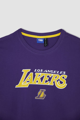 Purple MAN Defacto Fit NBA Los Angeles Lakers Licensed Crew Neck T-Shirt  2452900