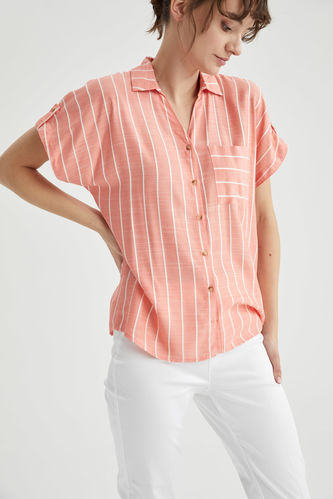 Regular Hem Short-Sleeved Kaçik Yaka Striped Shirt