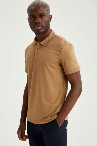Brown MAN Man Polo T-Shirt 1609521 | DeFacto
