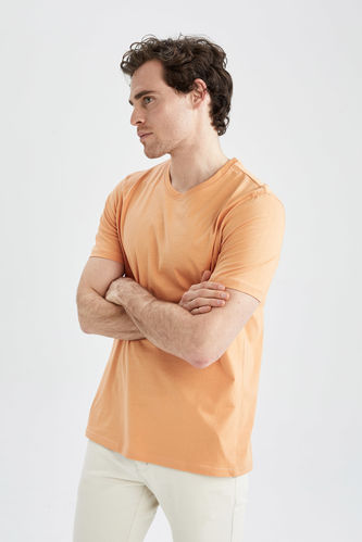 T-shirt basique à manches courtes et col ras du cou coupe classique