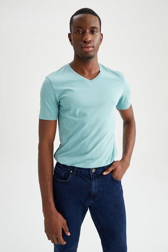 Slim Fit T-Shirt mit V-Ausschnitt aus Baumwolle