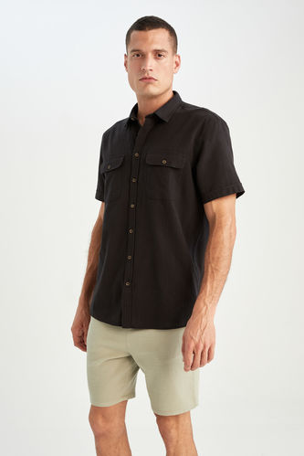 Рубашка с коротким рукавом приталенного кроя для мужчин