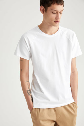 Базова бавовняна футболка приталеного крою слім-фіт з круглим вирізом
