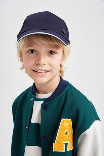 Basic Baseball Cap With Badge