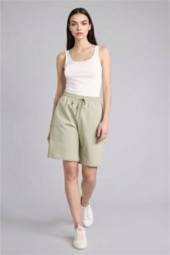 Kadın Yeşil Regular Fit Normal bel Bermuda Şort