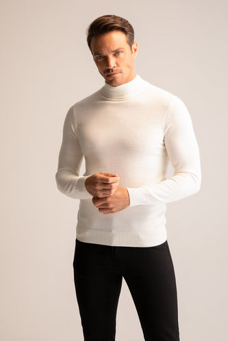 Пуловер приталенного кроя водолазка для мужчин