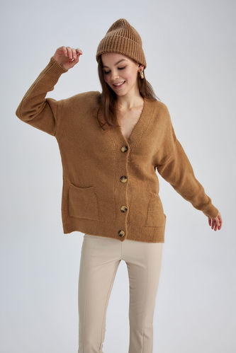 Buttoned V-Neck Relax Fit Knitwear Cardigan