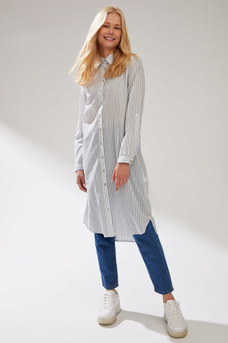 Modest- Long-Sleeved Relaxed Fit Woven Tunic